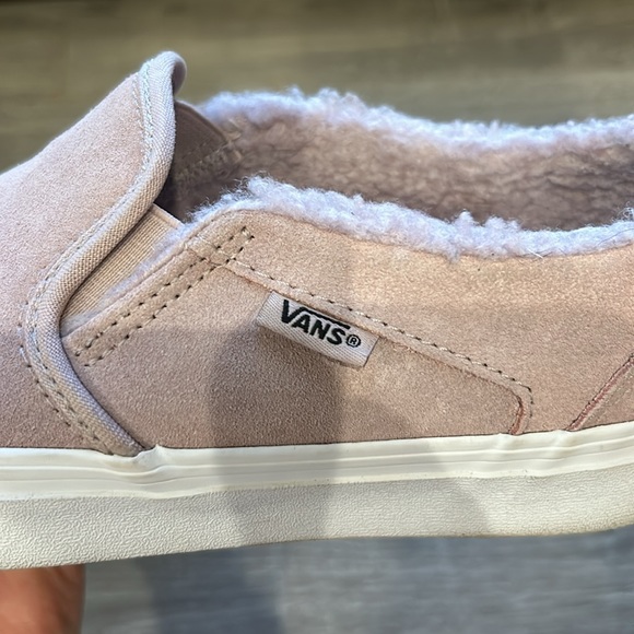 Vans Sherpa liner slip in sneakers size 8 women’s - Picture 2 of 7